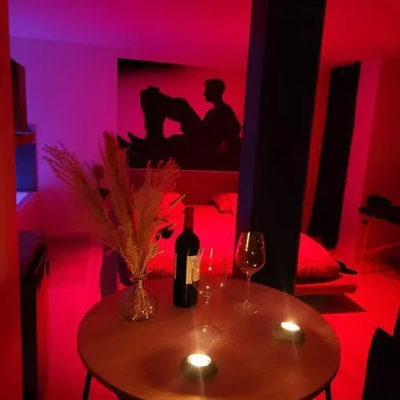 Le Plaisir Des Sens Apartman Saint-Antonin